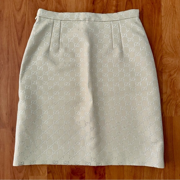 GUCCI light lamé GG mini skirt - Picture 7 of 10